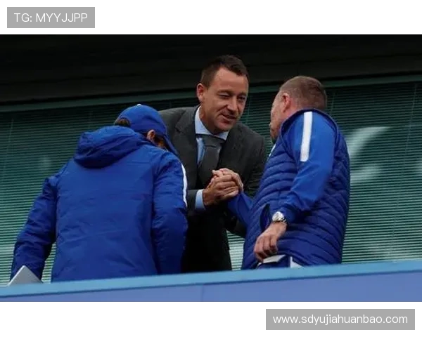 特里伦敦马拉松受伤流血仍顽强坚持跑完全程感动全场